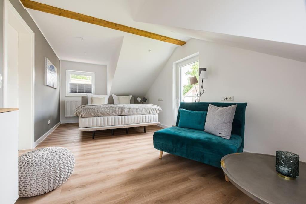 5 Sterne-Ferienhaus Eisvogel Am See Mit Sauna Und Kamin クラーコー・アム・ゼー エクステリア 写真